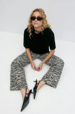 Gina Tricot Zebra jeans Svart Sale